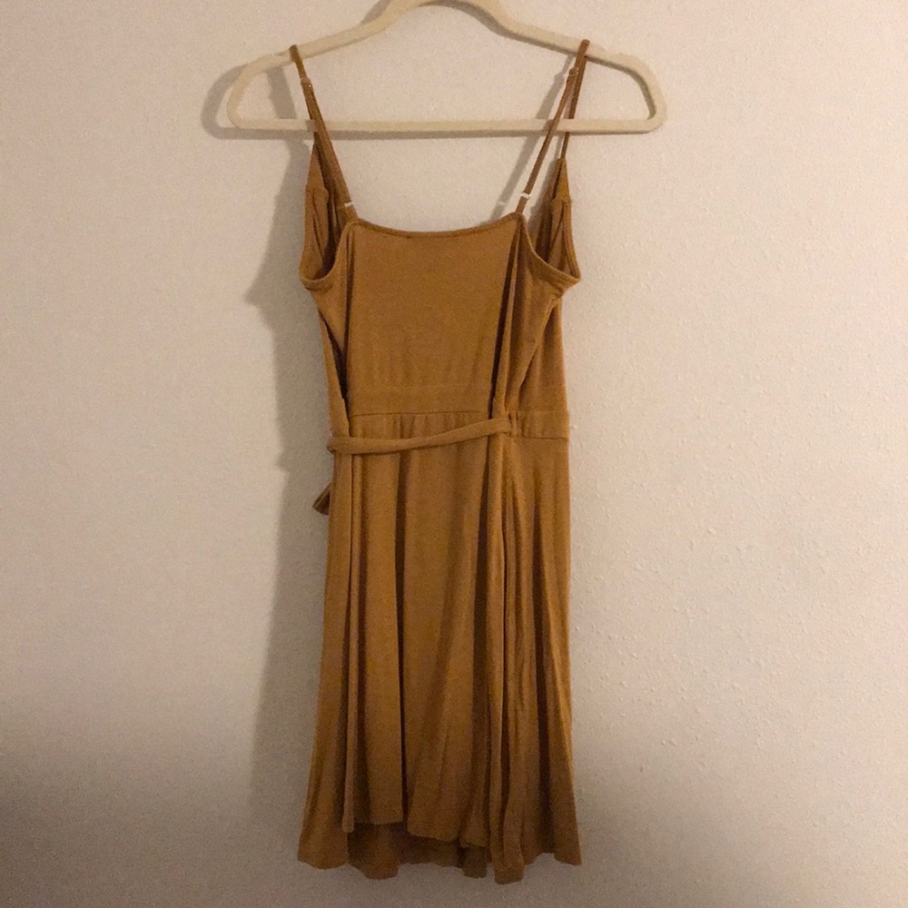 Size Large - Picture 2 of 2